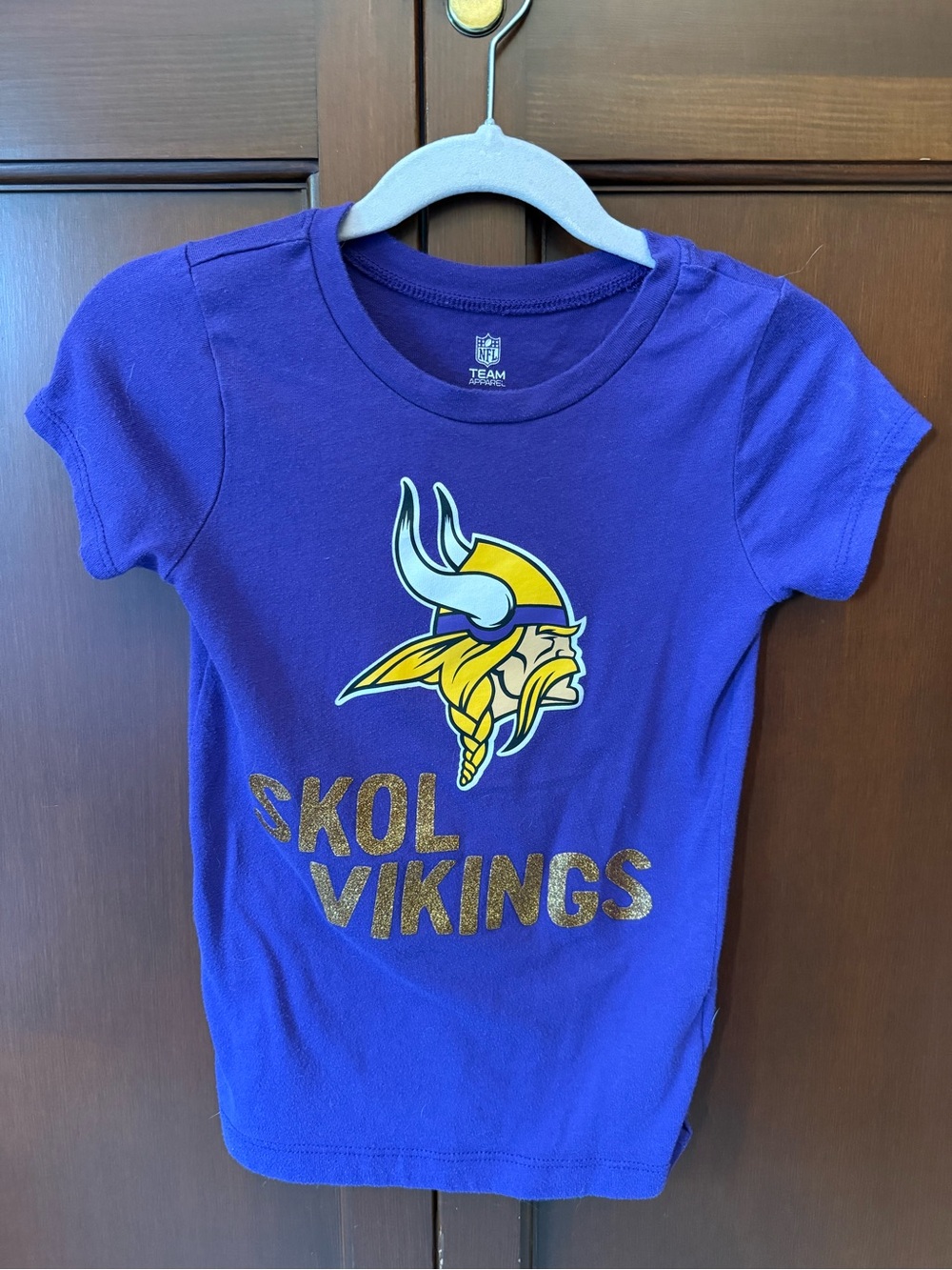 NFL Purple Kids' Vikings Graphic Tee with Gold Glitter